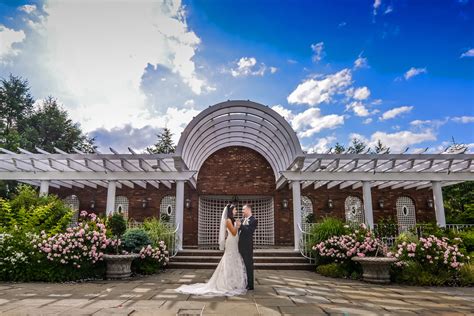 Birchwood manor - August 4, 2023. Featured Weddings, Weddings. 5. Krista and Jeffrey planned a beautiful August ceremony in the Arbor gardens. Afterwards, they took full advantage of the outdoors for amazing photography. Their cocktail hour included hot chafing dishes of fried calamari with spicy marinara, barbecued short ribs, sesame chicken and broccoli, …